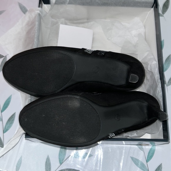 Embellished Rhinestone Trim Cushioned Almond Toe Stiletto Zip-Up Dress Booties - Picture 8 of 10